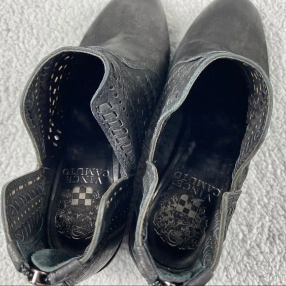 𝅺VINCE CAMUTO PRASATA BOOTIES Black Nubuck Suede Leather Boots‎ Zip Womens 6 - Picture 13 of 16